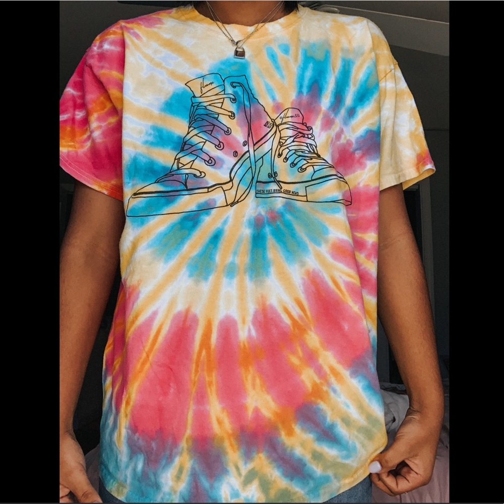 tie dye t shirt